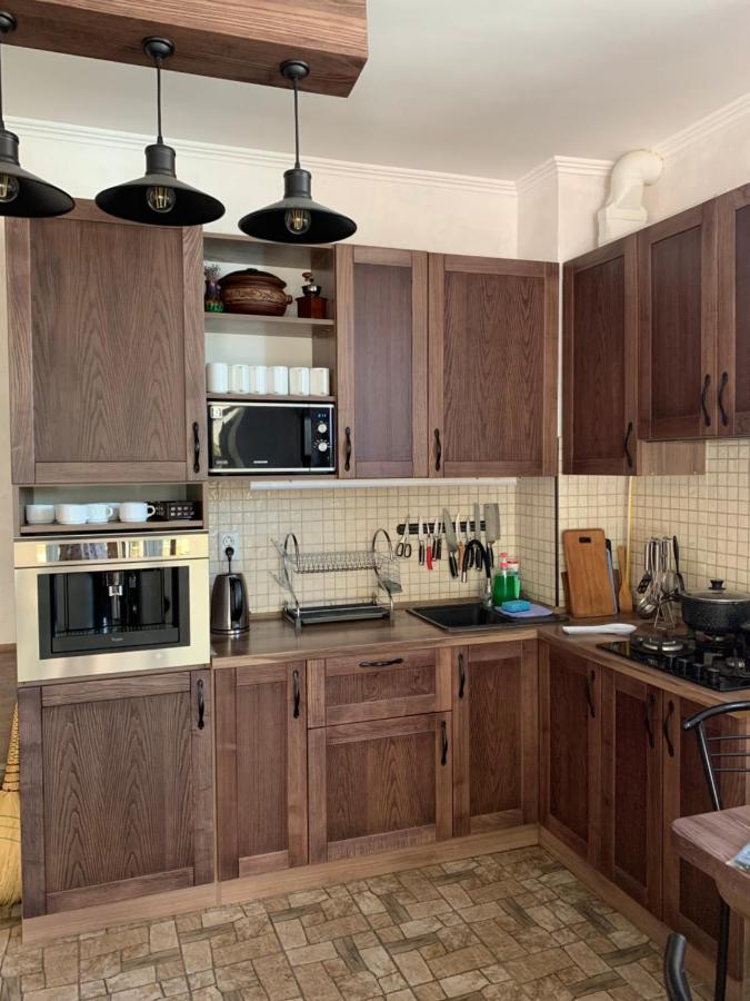 Family Люкс Aparthotel Kamenets-Podolsk Eksteriør bilde